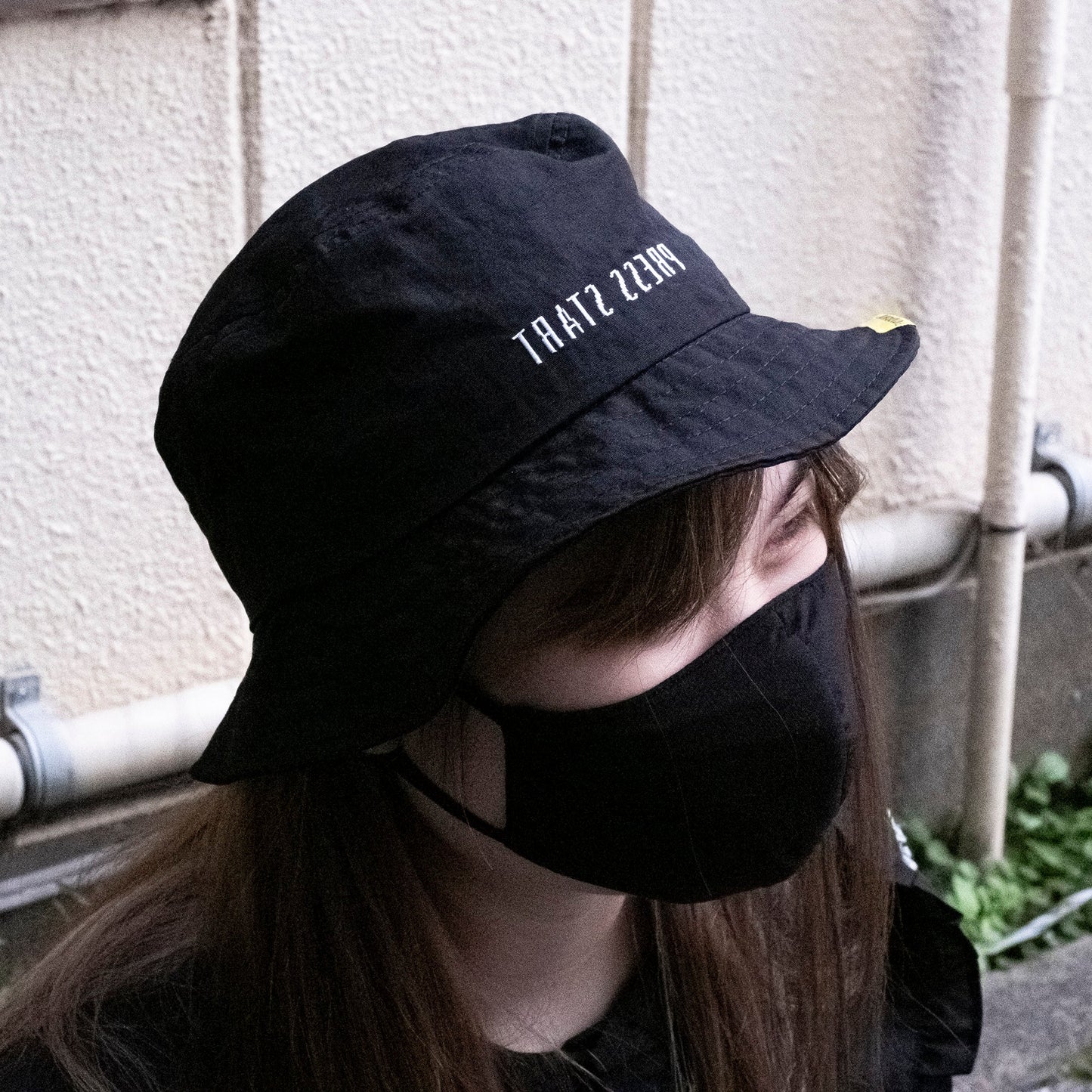 TЯATƧ ƧƧƎЯᑫ Bucket Hat Black